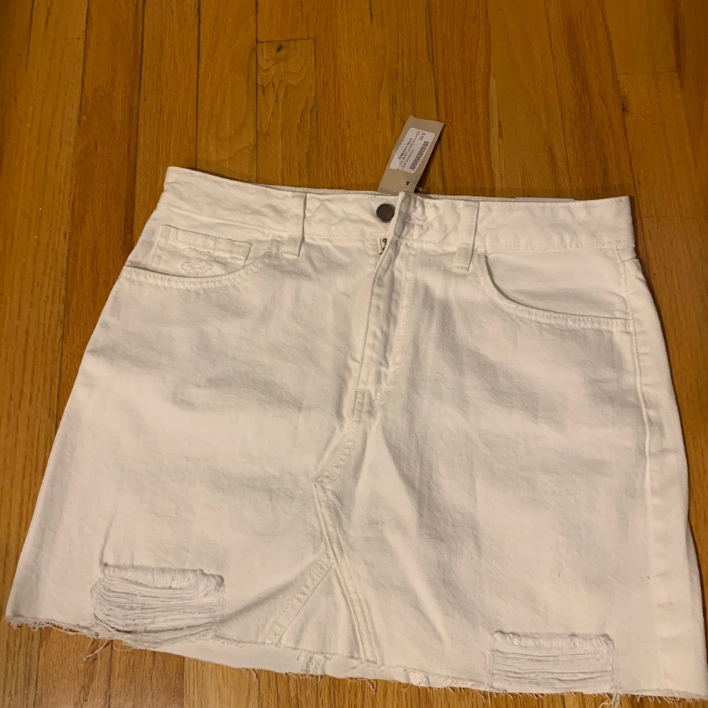 JBD white demin skirt